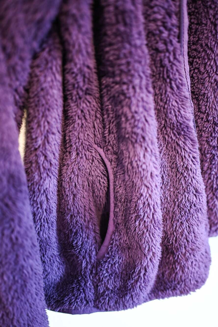 Eddie Bauer Women's Full-Zip Plush Fleece Teddy Jacket in Purple - Picture 5 of 5